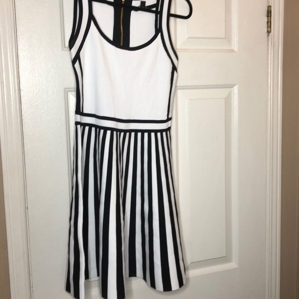 Guess dress